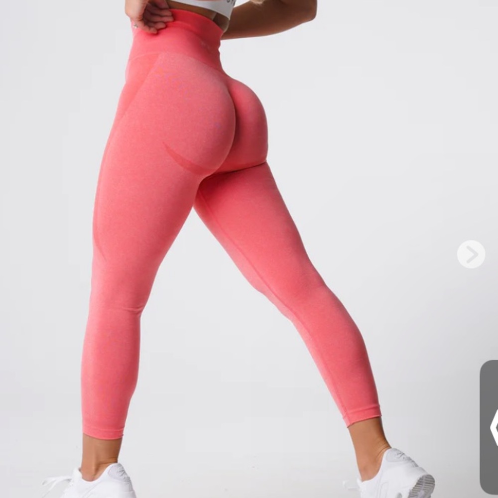 Coral contour seamless leggings NVGTN